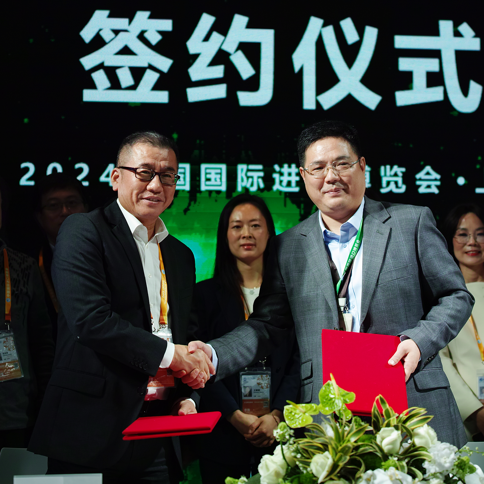 進(jìn)博現(xiàn)場(chǎng)丨施耐德電氣攜手巨立電梯 以開(kāi)放自動(dòng)化引領(lǐng)工業(yè)物流發(fā)展